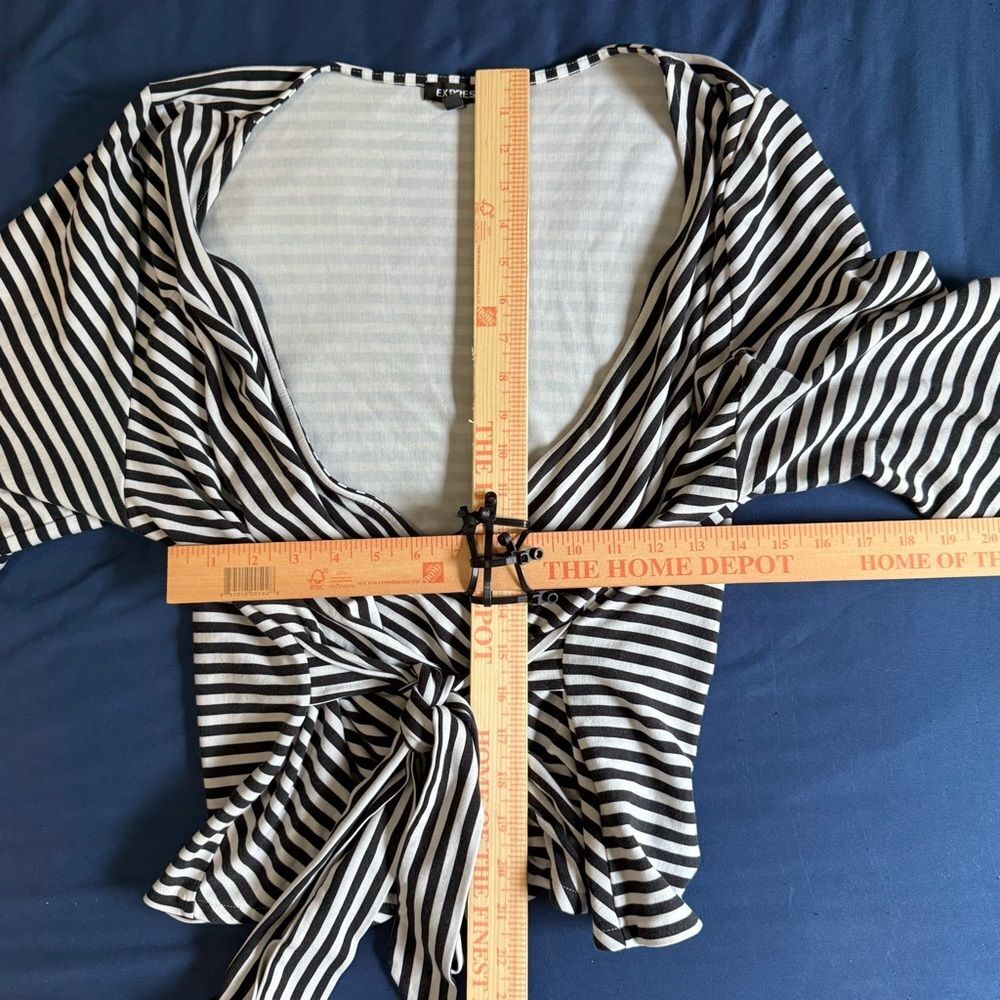 Express Monochrome Striped Wrap Top XL - Picture 8 of 8